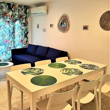 Global Immo 3348 La Solana Daire *